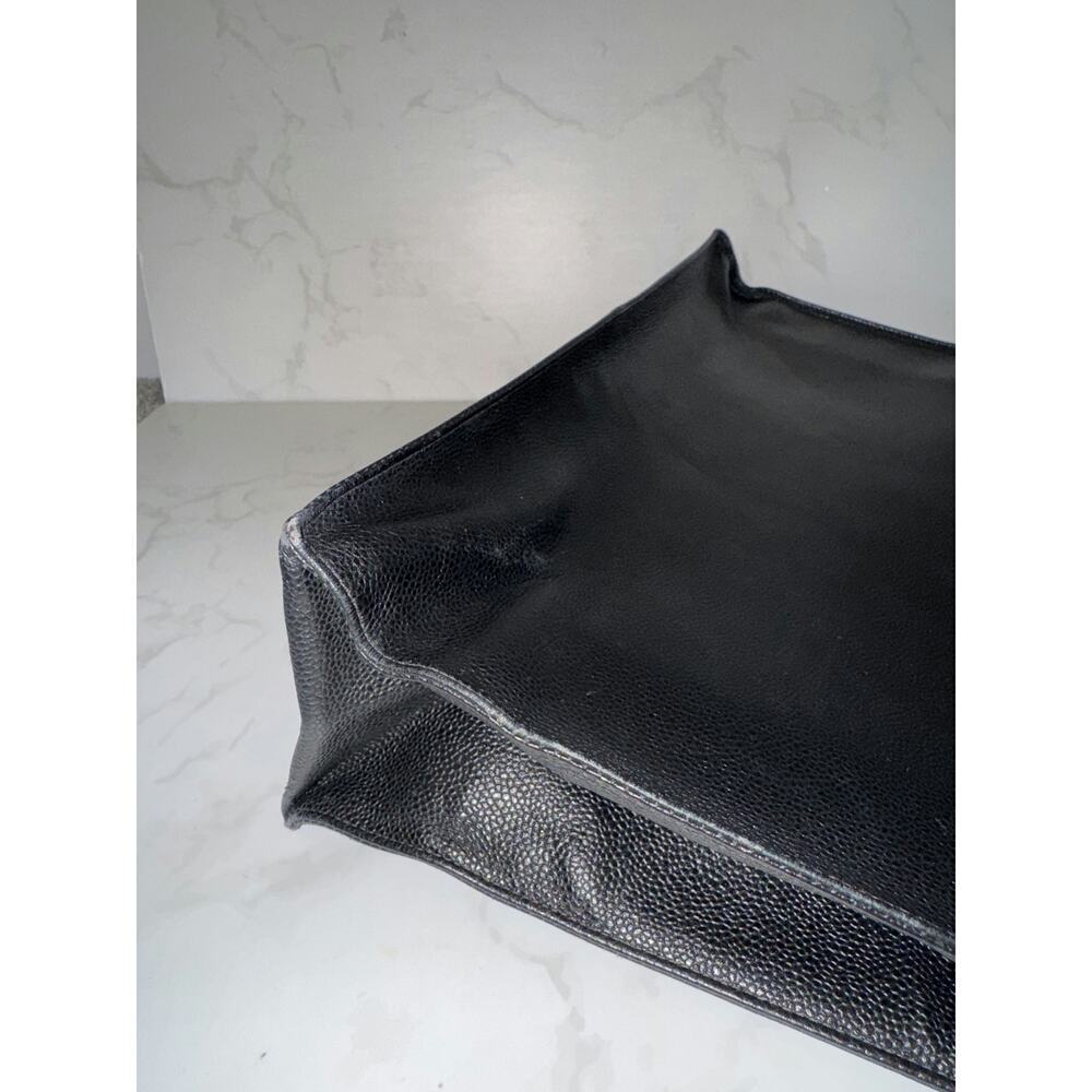 Chanel Caviar CC Tote - Good Condition - Picture 8 of 12